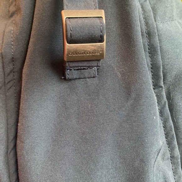 Canada Goose Carson Down Parka with Fur-Trim Hood - Picture 16 of 16